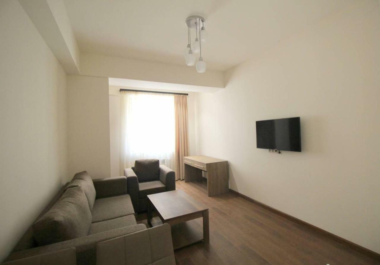 Byuzand Apartment